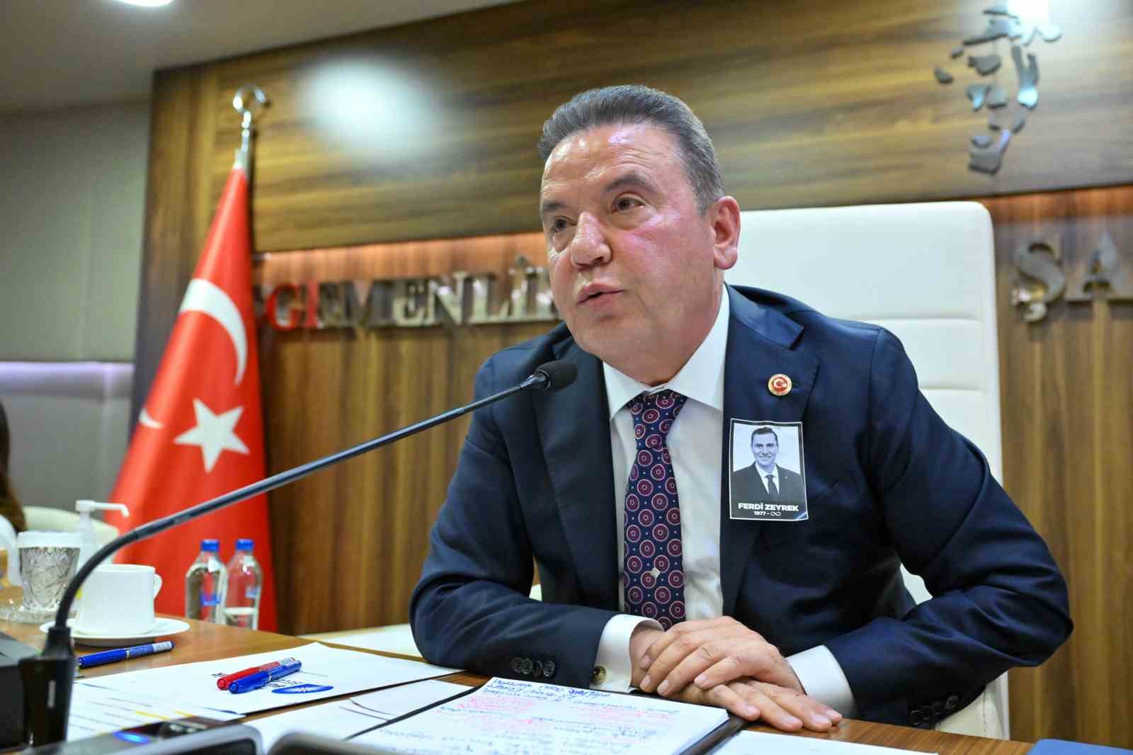 Başkan Böcek : “2025 yılı yatırım programına ek olarak 4. Etap Raylı Sistem Projesi alınırsa seviniriz”