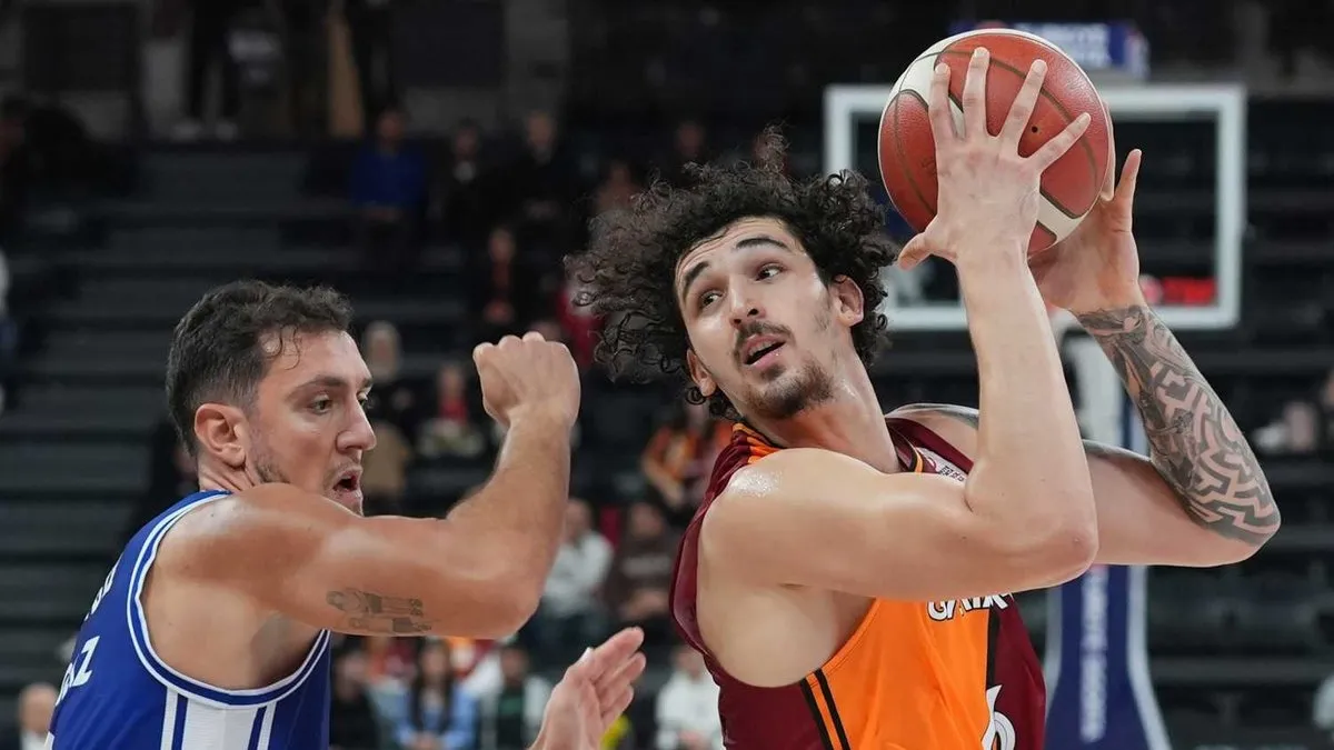 Galatasaray, Sadık Emir Kabaca ile yollarını ayırdı!